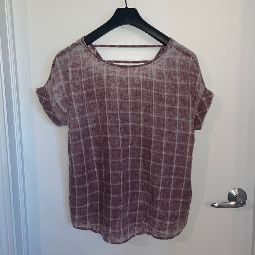 Artistic distressed Short Sleeve Blouse
